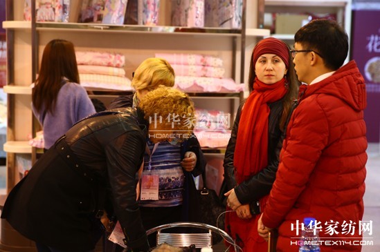 ͸ҕ�^(gu��n)��������̽�ش����Ҽ�չ��ݣ���Ʒ�Q��͹�@������չ(li��n)��(d��ng)֮���|�L(f��ng)���M��������