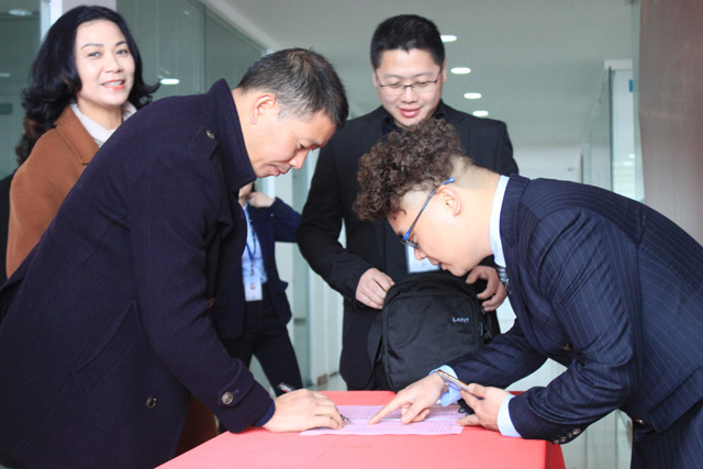 ������һ������δ��(l��i)������ӛ�Pʢ�Ҽ�2017���һ���ȴ�͑�(h��)��(hu�� )�h�A�M(m��n)��Ļ��