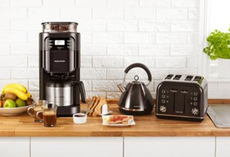 ˲�g��߆����������Ҹ��е�С������M��2017���ڶYƷ�Ҿ�չ��