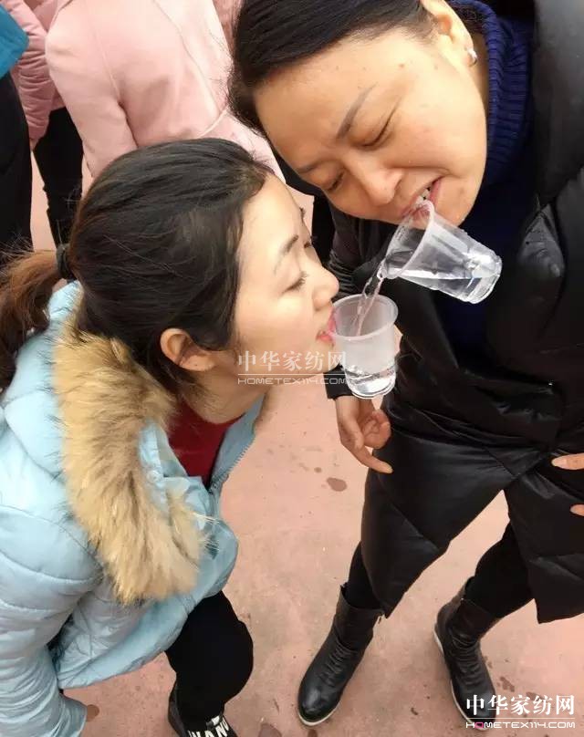 �Pʢ�Ҽ�����������Ӣ�R����ɽ�������@��������