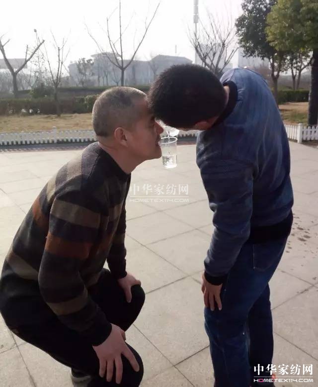 �Pʢ�Ҽ�����Ӣ���������f��Փ�������l(shu��)��Ӣ����