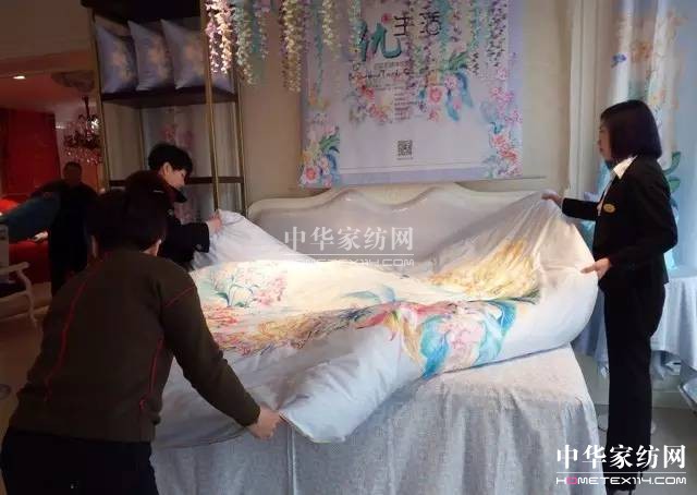 �Pʢ�Ҽ�����Ӣ���������f��Փ�������l(shu��)��Ӣ����