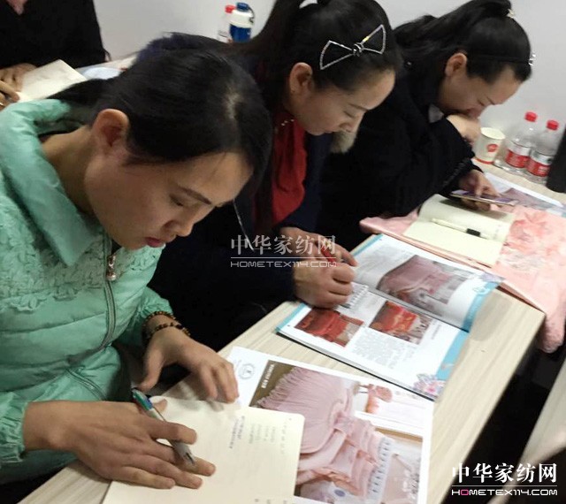 �Pʢ�Ҽ�����Ӣ�Ƽ��S�����(m��ng)��Ⱥ�t����־�ڎp����