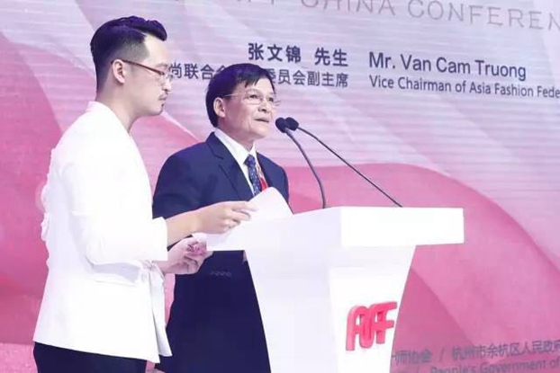 �����������˼�������ޕr(sh��)�������¸߶ȡ���2017���ޕr(sh��)��(li��n)�ϕ�(hu�� )�Ї����(hu�� )�ں������_(k��i)