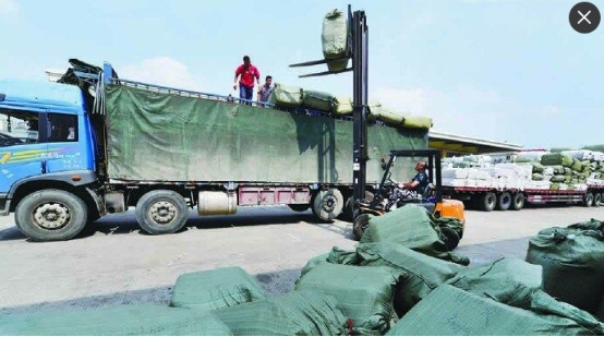 ͨ�ݣ��Ҽ���΢���Ј�(ch��ng)��ͨ�ݡ���(chu��ng  )�¸��񡱼��ۅ^