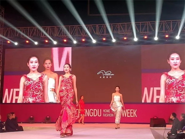 �r(sh��)�����I(l��ng)������2017�ɶ��Ҽ���•�ɶ��r(sh��)�b�������ݾ��ʆ�Ļ