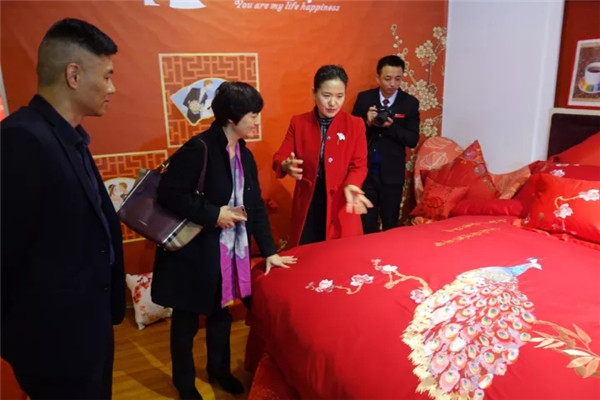 ׷����������Ҽ����Є�(d��ng)�����Ї��Ҽ��f(xi��)��(hu�� )�������{�У��ϣ�