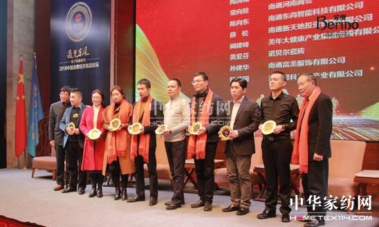 ���z���F�s�@���Ї������ۄ�(chu��ng  )���̘I(y��)ģʽ���������Ї��������Mԇ�ʾ�����ء�