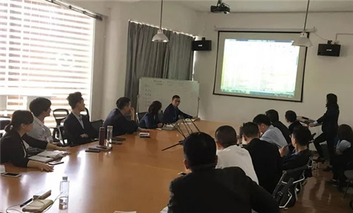 �Pʢ��(h��)��F�����(d��ng)�O���澳���ƵZͬ����