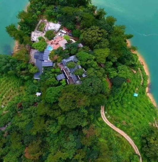 ����Ȼ���ؾ�����������һ��(ch��ng)���ӵİl(f��)����(hu�� )