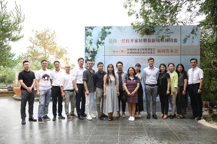 ����Ȼ���ؾ�����������һ��(ch��ng)���ӵİl(f��)����(hu�� )