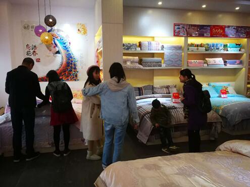 ˯�����Ҽ�¡���M(j��n)�v�(y��ng)��������(ch��ng)�����