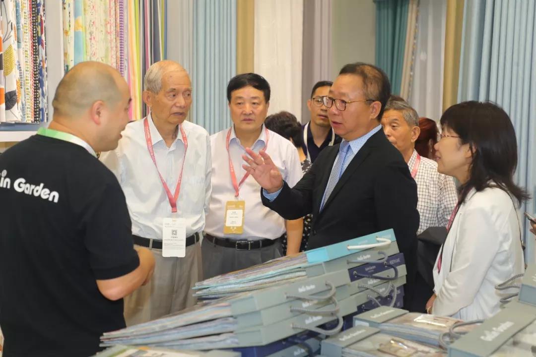 �������25�d��δ��(l��i)������k��--2019�ﶬ�Ҽ�չ�ڇ��ҕ�(hu�� )չ���ģ��Ϻ����A���_(k��i)Ļ