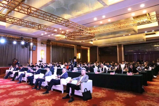 32�f(w��n)����(hu��)�����ɽ���9000�f(w��n)Ԫ����ʮ�����Ї����������Ҽ���(hu��)�彻�ו�(hu�� )¡�����_(k��i)���x��ͨ�ݼҼ��a(ch��n)�I(y��)��1+3���¸��