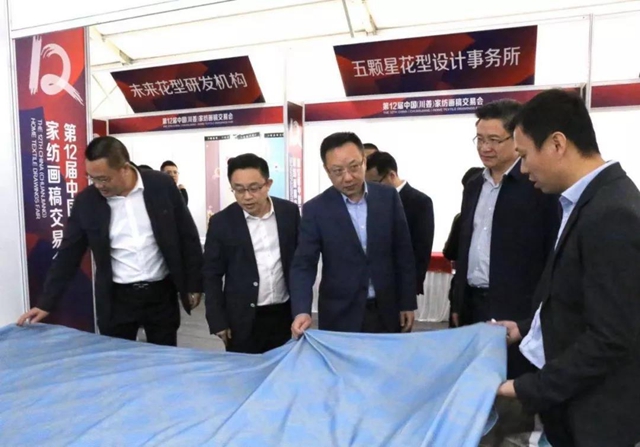 32�f(w��n)����(hu��)�����ɽ���9000�f(w��n)Ԫ����ʮ�����Ї����������Ҽ���(hu��)�彻�ו�(hu�� )¡�����_(k��i)���x��ͨ�ݼҼ��a(ch��n)�I(y��)��1+3���¸��