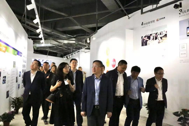 32�f(w��n)����(hu��)�����ɽ���9000�f(w��n)Ԫ����ʮ�����Ї����������Ҽ���(hu��)�彻�ו�(hu�� )¡�����_(k��i)���x��ͨ�ݼҼ��a(ch��n)�I(y��)��1+3���¸��