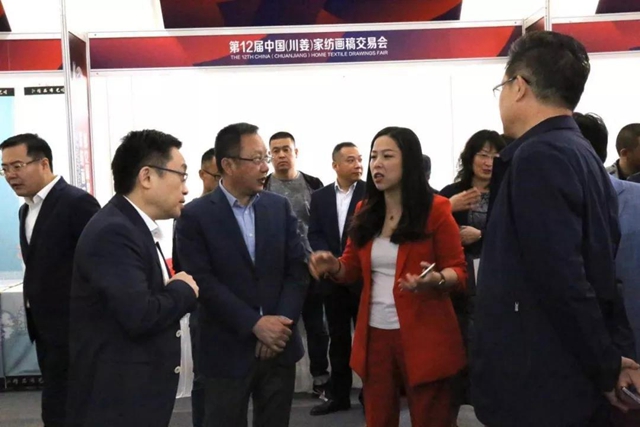 32�f(w��n)����(hu��)�����ɽ���9000�f(w��n)Ԫ����ʮ�����Ї����������Ҽ���(hu��)�彻�ו�(hu�� )¡�����_(k��i)���x��ͨ�ݼҼ��a(ch��n)�I(y��)��1+3���¸��