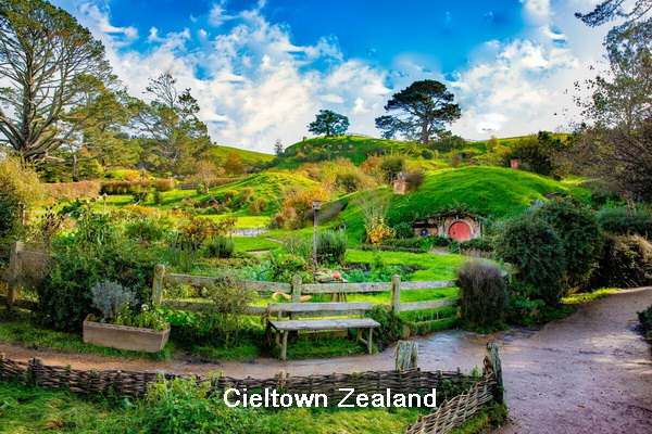 �����Ļ����¾���(j��ng)��,���Ġ�С悡��Ƴ��ػ�ϵ����Ʒ,���塤һ�����u���P��(l�� )����4��������