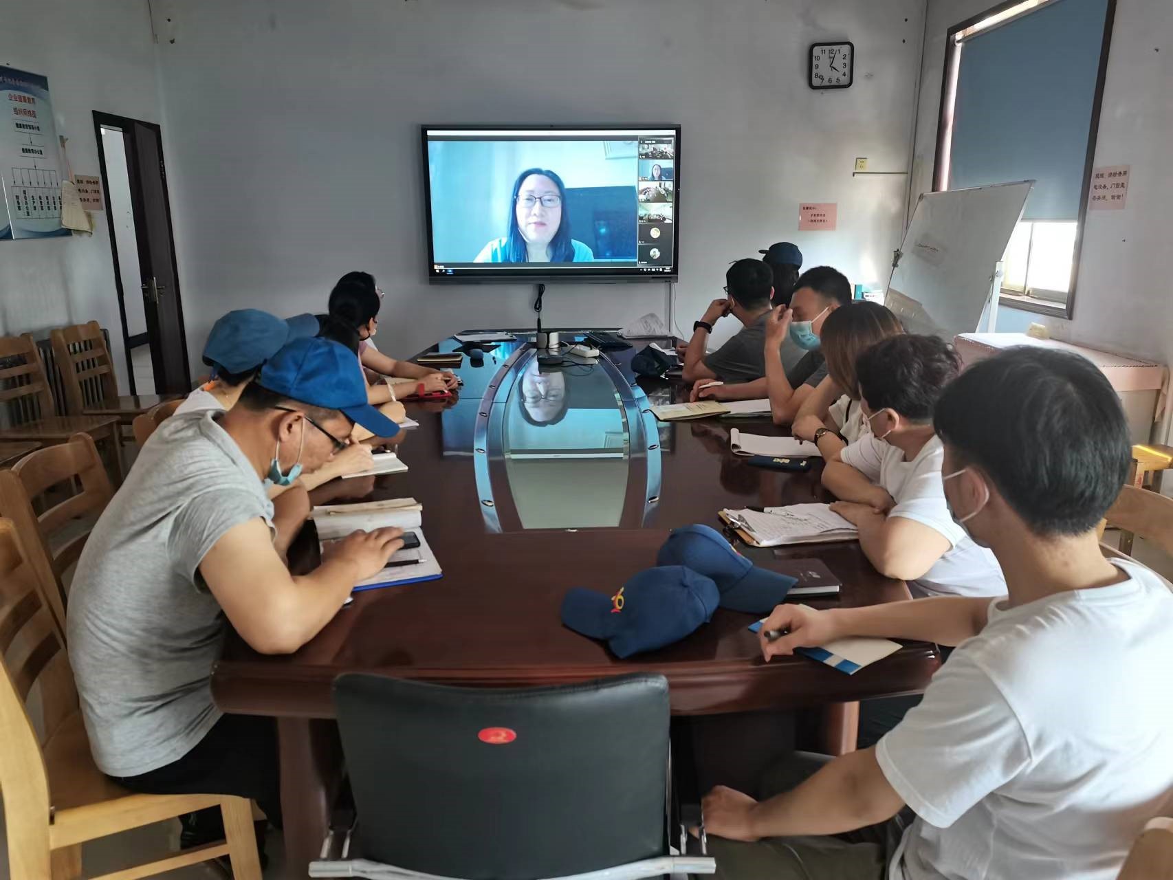 ����������Ʒ�����A(y��ng)δ��(l��i)--���AԴý�w���ƾ��ס����(d��ng)�A�M(m��n)�e��