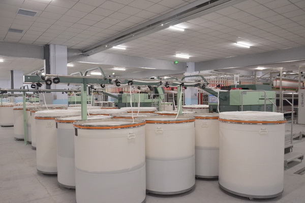 �����AԴ���ܻ��������w�S�߶˶������a(ch��n)��(xi��n)��ʽ�_(k��i)��Ͷ�a(ch��n)