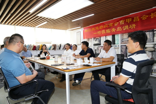 �Ї�����Ʒ�M(j��n)�����̕�(hu�� )��(hu�� )�L(ch��ng)�ܼײ�һ�������u�{�мҼ����Q��I(y��)