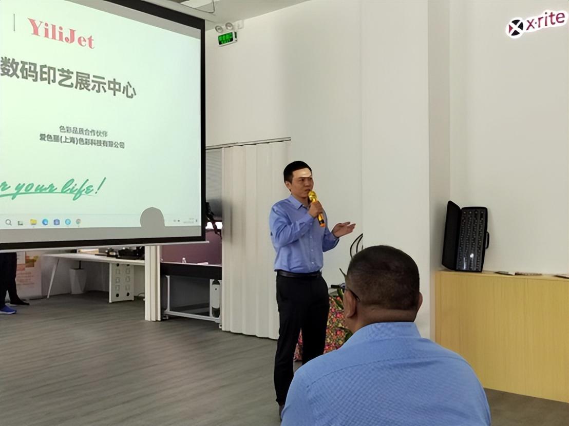 ��ʼ���Ʒ���aӡˇչʾ���ĳɹ���Ļ���F��(ch��ng)�l(f��)������ذ���Ʒ