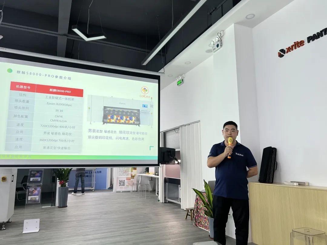 ��ʼ���Ʒ���aӡˇչʾ���ĳɹ���Ļ���F��(ch��ng)�l(f��)������ذ���Ʒ