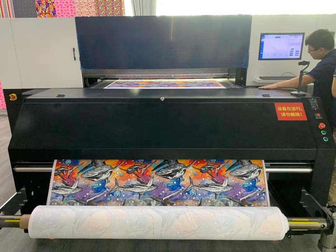 ��ʼ���Ʒ���aӡˇչʾ���ĳɹ���Ļ���F��(ch��ng)�l(f��)������ذ���Ʒ