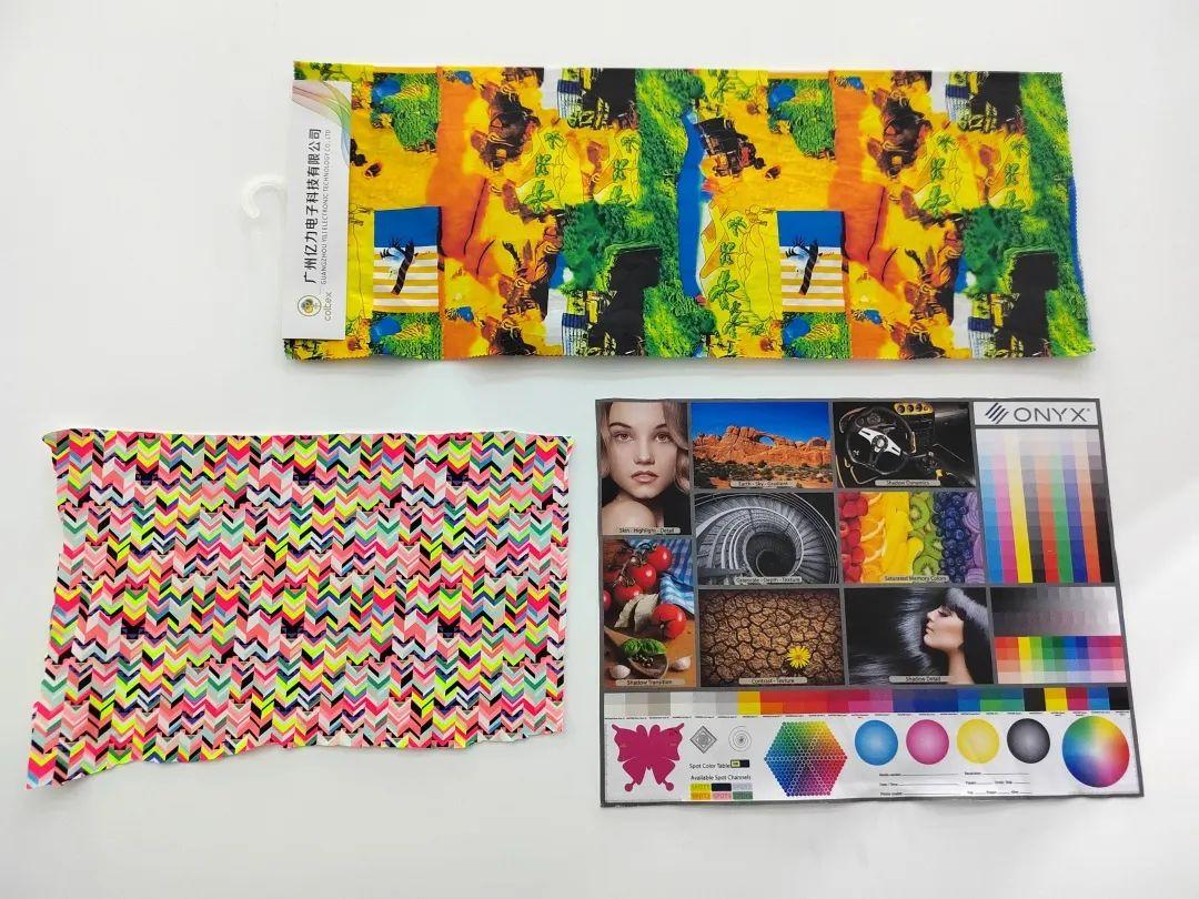 ��ʼ���Ʒ���aӡˇչʾ���ĳɹ���Ļ���F��(ch��ng)�l(f��)������ذ���Ʒ